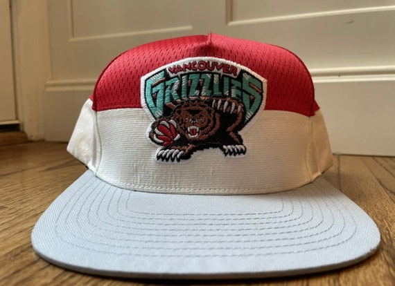  Mitchell & Ness Vancouver Grizzlies Reload Snapback