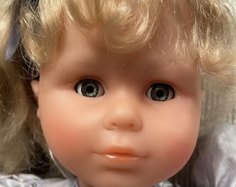 COROLLEレアなお人形さん1991年 1991 Corolle Collectible Doll by Catherine Refabert - Etsy
