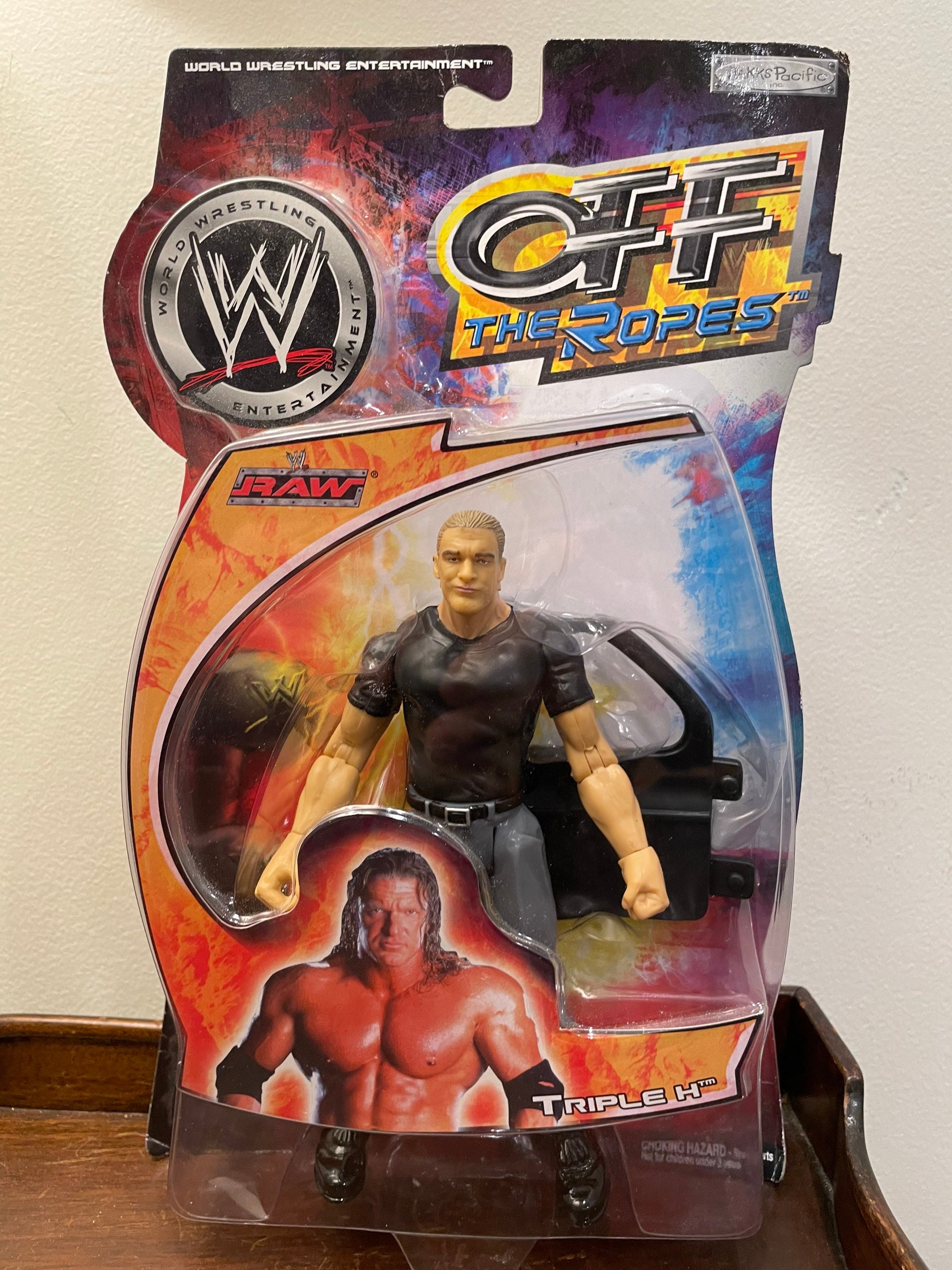 Figura de acción de WWE Triple H Off The Ropes 2003 de Jakks
