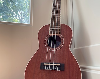 Lanikai Ukulele Hawaii LU22CGC Wood 4 String Musical Instrument *Missing String*