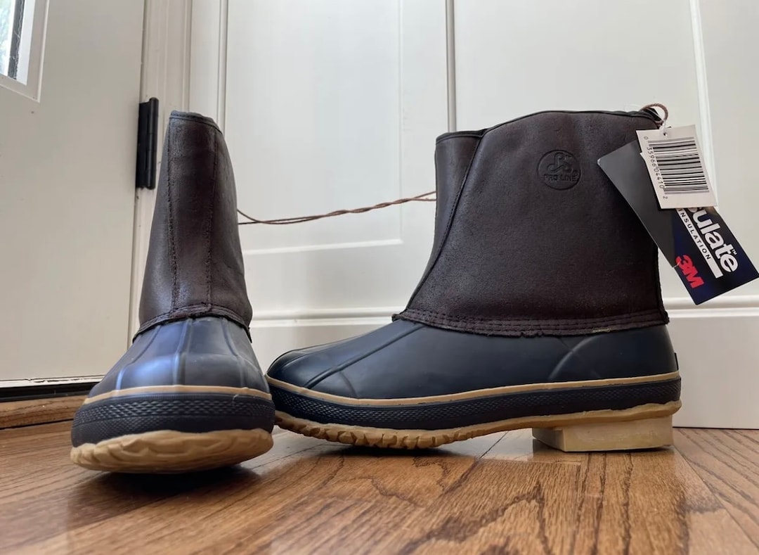 Slightly used 3M Thinsulate Black and Cream Insulated Lining boots. 3M Thinsulate | Shoes | Mens Thinsulate Boots | Poshmark main image 3