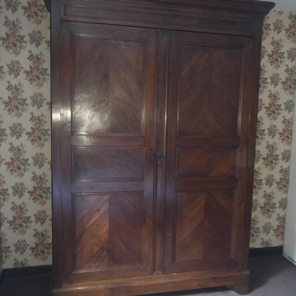 Armoire normande entièrement rénovée