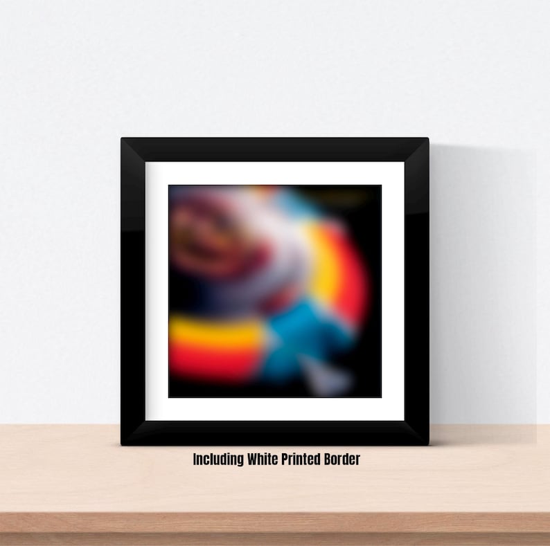 a picture of a picture of a colorful object