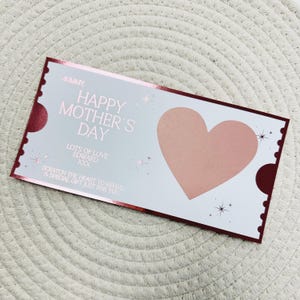 Buono regalo personalizzato per la festa della mamma in oro rosa con gratta e vinci / Buono regalo a sorpresa / Regalo per la festa della mamma / Regalo con sorpresa