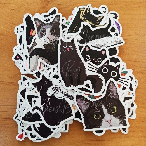 Lichtschalter Aufkleber: Gothic Kitty - 2x schwarze Katzen Vinylaufkleber  für Steckdosen, Fenster, Auto, PC