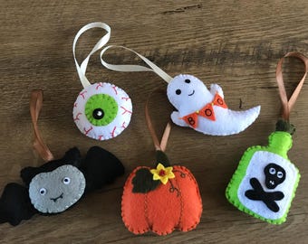 Handmade felt HALLOWEEN decorations ghost, pumpkin, bat, skull