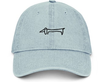Cappellino in denim ricamato con bassotto Picasso, regalo per mamma di cane