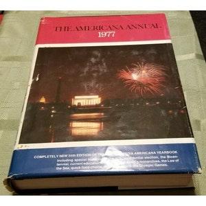 Groiler The Americana Annual 1977 Events of 1976 Apple Computer CN Tower ROCKY +