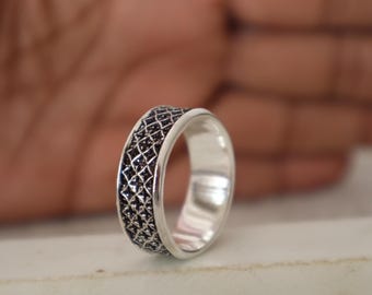 Goth Wedding Band- Oxidized Vintage Gothic Ring for Unique Bride - Dark Romantic Jewelry & Silver Statement Piece - Gifts for Him