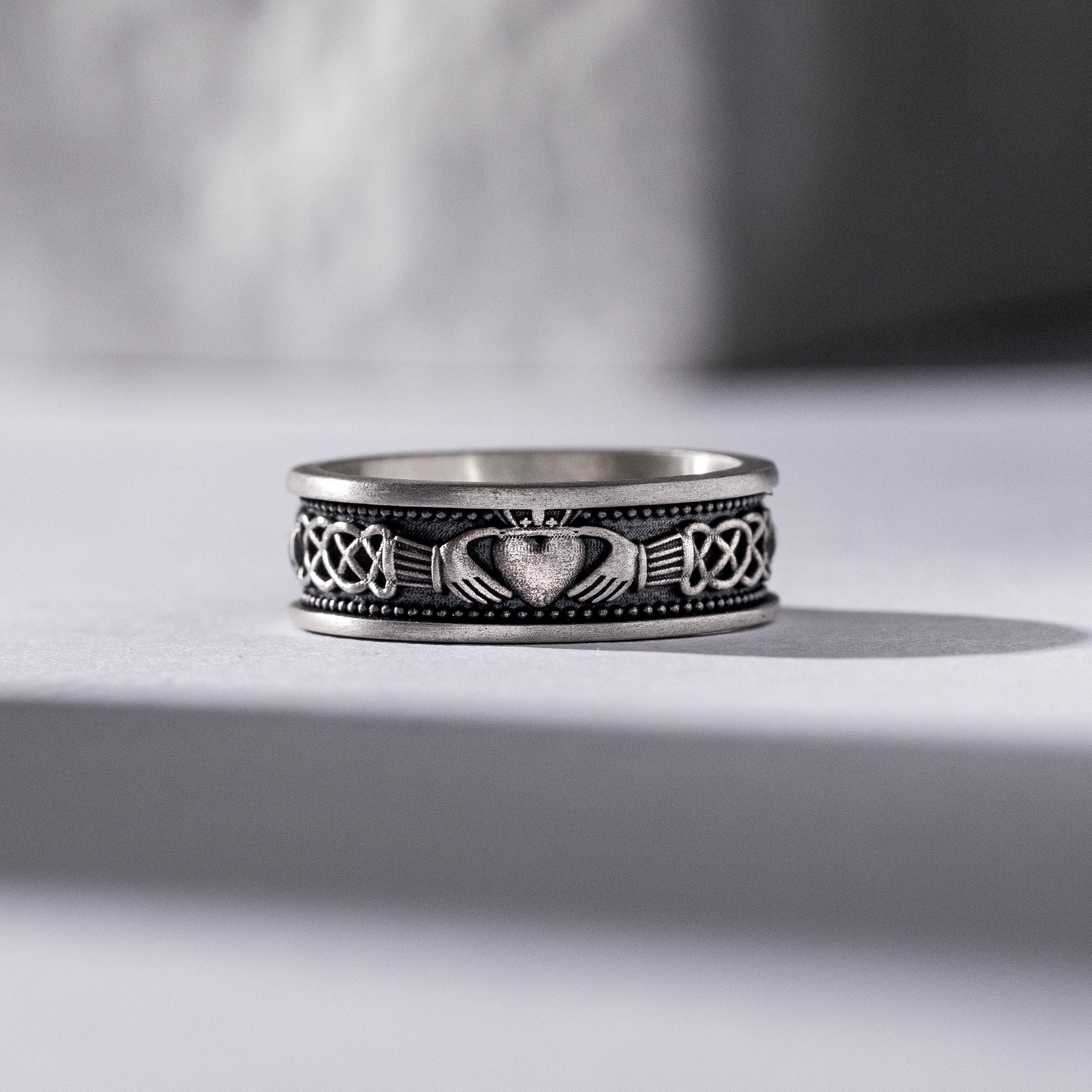 Vintage Crown Ring - Etsy Vintage Crown Ring - Etsy