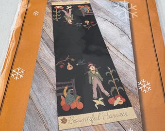 Wool Applique Kit called Dear Mister Scarecrow by Nutmeg Hare (Fall Table Runner)