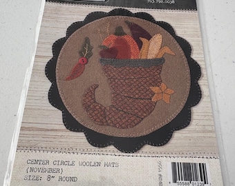 Wool Applique Kit for Fall Circle Mat by Buttermilk Basin