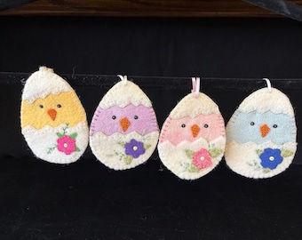 Wool Kit - Four Hatching Chicks by Buttermilk Basin