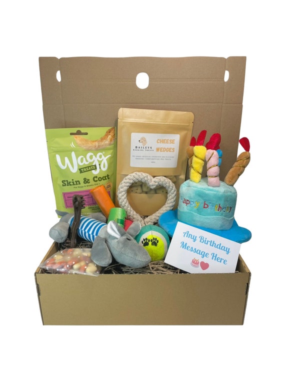 Dog Birthday Gift Hamper, Personalised Dog Gift Box with Treats & Toys, Dog Present, First Birthday Gift for Dogs, Free Delivery UK