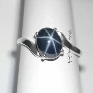Unique Lindy Blue Star Ring for Women's Blue Sapphire Star Ring in 925 Sterling Silver