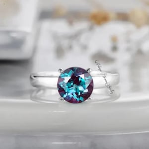 Lab Alexandrite Ring, Solid Silver 925 Sterling Silver, Dainty Engagement Ring, Wedding Ring , Delicate Ring