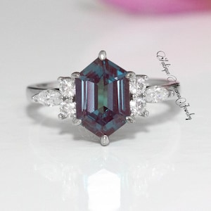 Vintage Alexandrite Ring,925 Sterling Silver, Engagement Ring, Promise Ring, June Birthstone Ring, Anniversary Gift for Her, promise ring