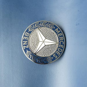 NEW for Mercedes R107 C107 W107 and W126 Coupe emblem logo badge