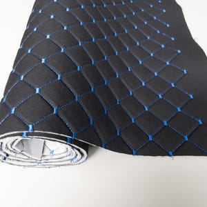 Zwart/blauwe autobekleding met ruitmotief en reliëfstof bekleding 165 x 100 cm