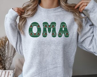 Cozy Christmas Oma Sweatshirt, Oma Holiday Crewneck Sweater, Oma Shirt, Oma Gifts for Oma, Mothers Day German Grandmother, Baby Announcement