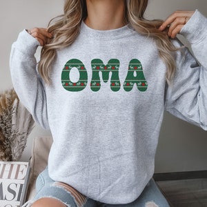 Cozy Christmas Oma Sweatshirt, Oma Holiday Crewneck Sweater, Oma Shirt, Oma Gifts for Oma, Mothers Day German Grandmother, Baby Announcement