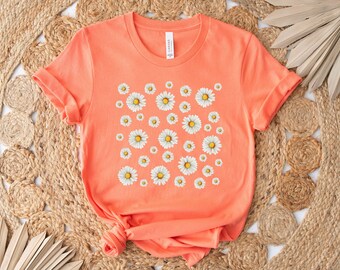 Daisy t-shirt, daisy shirt, wildflower shirt, wildflower tee, wildflower t-shirt, gift for her, daisy print, summer clothing, summer tshirt