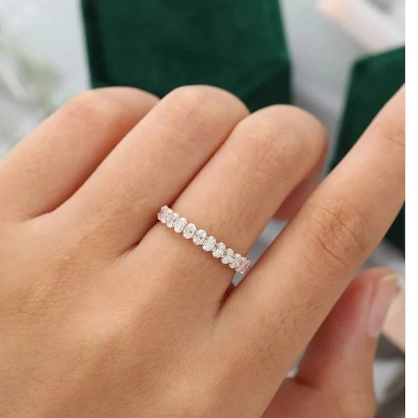 Alliance unique en moissanite pour femmes, ovale, demi-éternité, alliance en or rose, empilage vintage, bague de mariage assortie, bague de promesse, cadeau