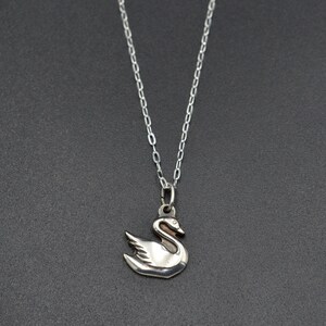 Vintage Sterling Silver Swan Pendant Necklace