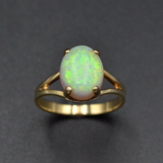 Vintage White Opal and 14k Gold Solitaire Ring