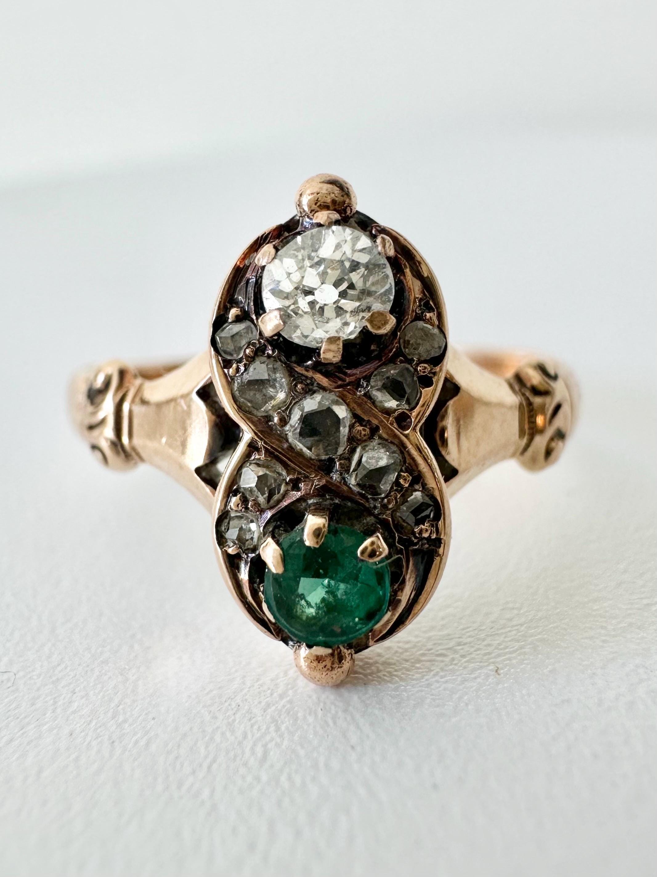Antique Vintage Victorian Era Toi et Moi Ring in 14k Yellow Gold with Old Mine and Rose Cut Diamonds and Original Finish and Patina