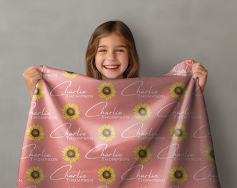 Personalized Name Blanket With Sunflower, Custom Blanket for Daughter, Custom Blanket for Son, Minky Blanket, Friend Blanket, Toddler Gift