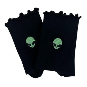 Alien non slip Grip Sock for pilates, yoga, barre or lagree