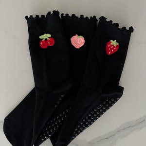 Black trendy Barre/Pilates/Yoga Grip Socks