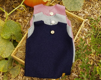 Sustainable and warming sweater vest made from Walk | Overcoat | Children's gift | Size 1 to 2 years