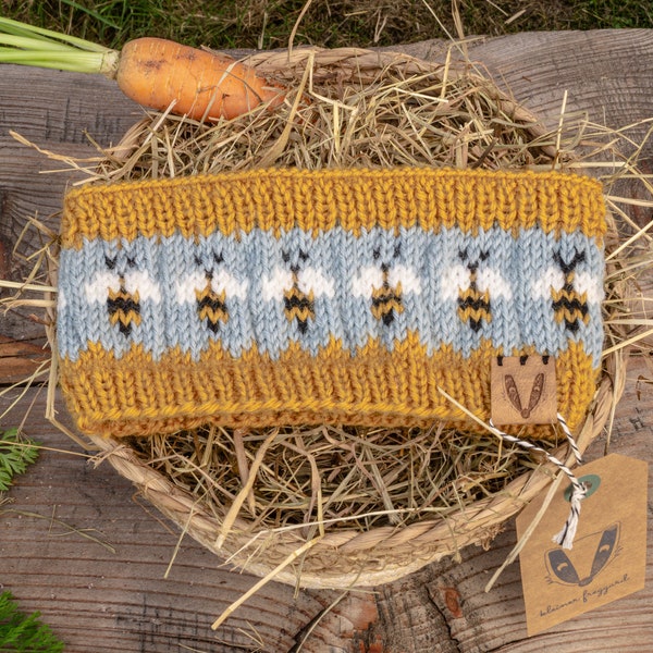 Nachhaltiges Kinderstirnband aus Schurwolle: Handgestrickte Wärme für aktive Abenteurer | Bienen | Kindergeschenk | Größe 1-3 Jahre