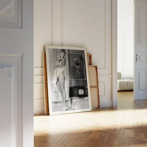 Marilyn Monroe, Black and White Photography Print, Naked Marilyn Monroe