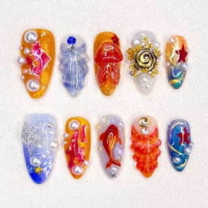 Sea Creatures Press On Nails/Medium Almond Nails/Gift for Her/Summer Holiday nails/3D nails/Elegant Nails/Acrylic Nails/Fairycorn nails