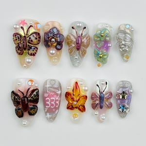 Butterfly Bliss Press On Nails/Medium Almond Nails/Gift for Her/Summer Holiday nails/3D nails/Elegant Nails/Acrylic Nails/Fairycorn nails