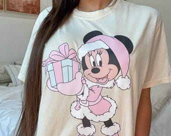 Sweat t-shirt Minnie Mouse de Noël : tenue de père Noël pastel, t-shirt surdimensionné en coton personnalisé