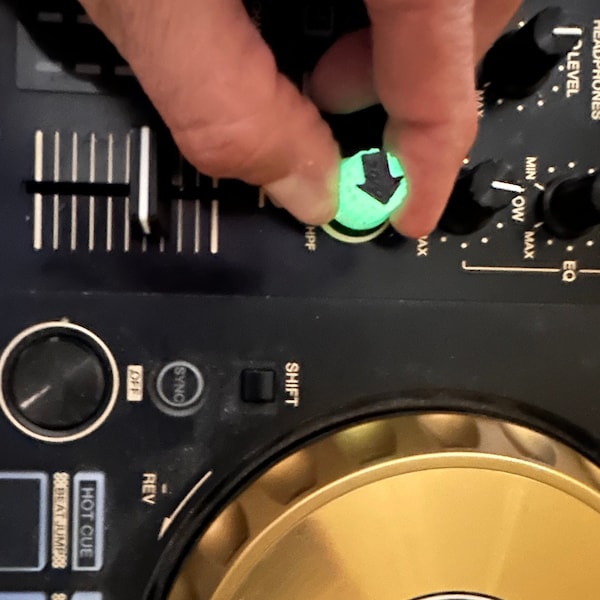 Dj Mixer replacement Knob and Fader UV GLOW in the DARK Pioneer Vestax Rane Numark Behringer