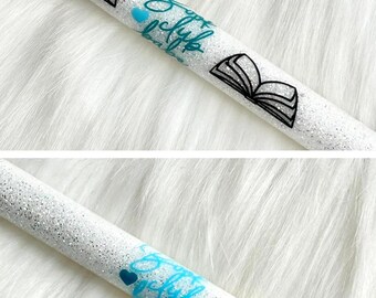 Book Club Babe InkJoy Gel Glitzer Stift Handgemachtes Geschenk für Bibliothekar Roman Liebhaber für Journaling & Notizen Englische große Buchhandelsbibliothek