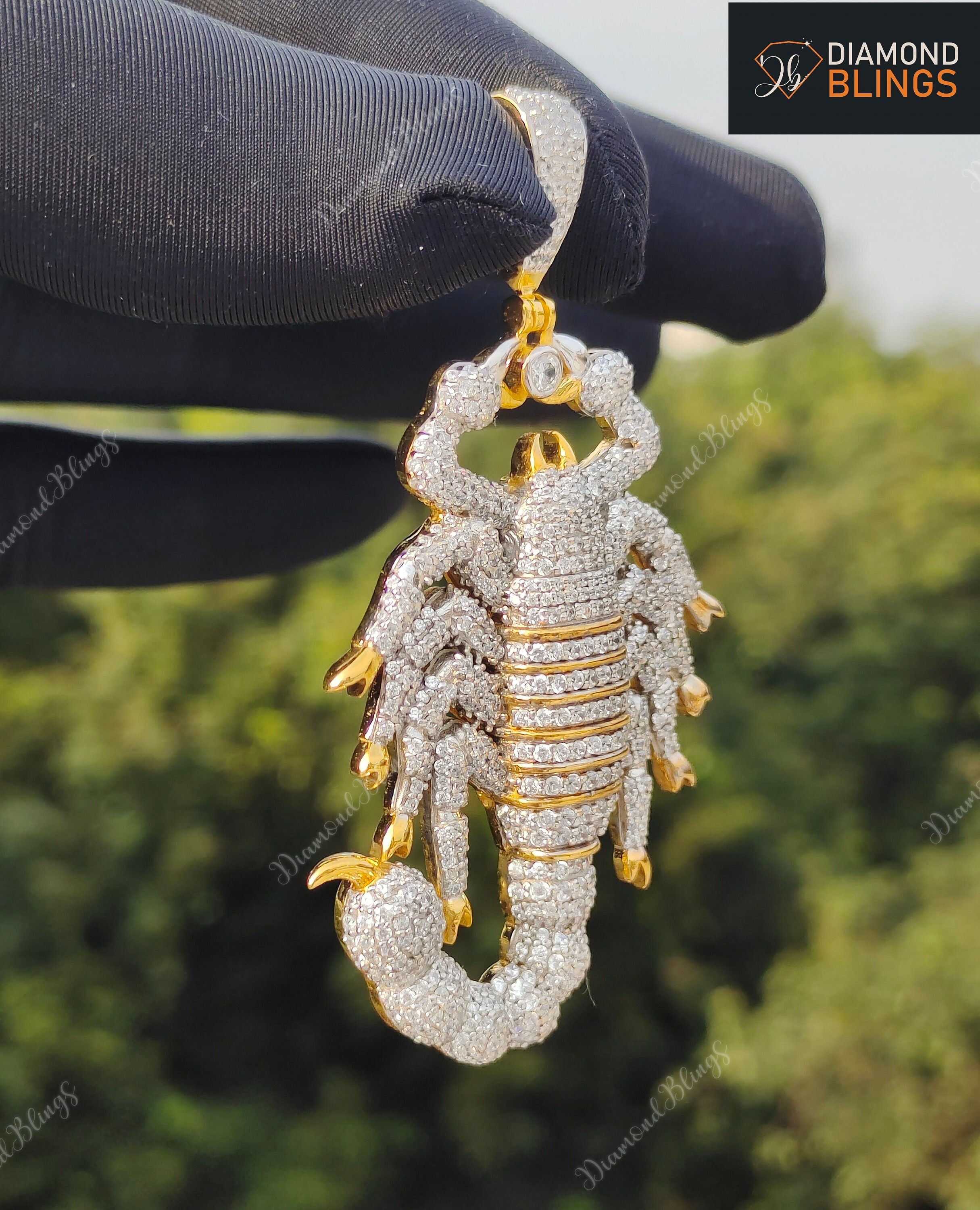 日本未入荷 CRAFTD London SCORPIO Iced Out Scorpio Pendant, Silver 10K 14K Gold Animal Pendant