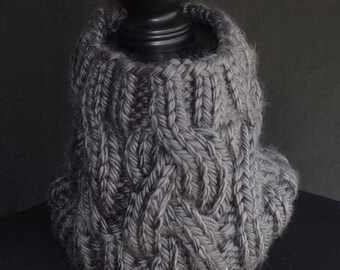 Calentador de cuello con cable grueso - Tejido a mano - Slatington Slate