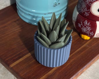 3D Printed Fruit Fly Trap | Flower Design, Screw Top Kitchen Solution