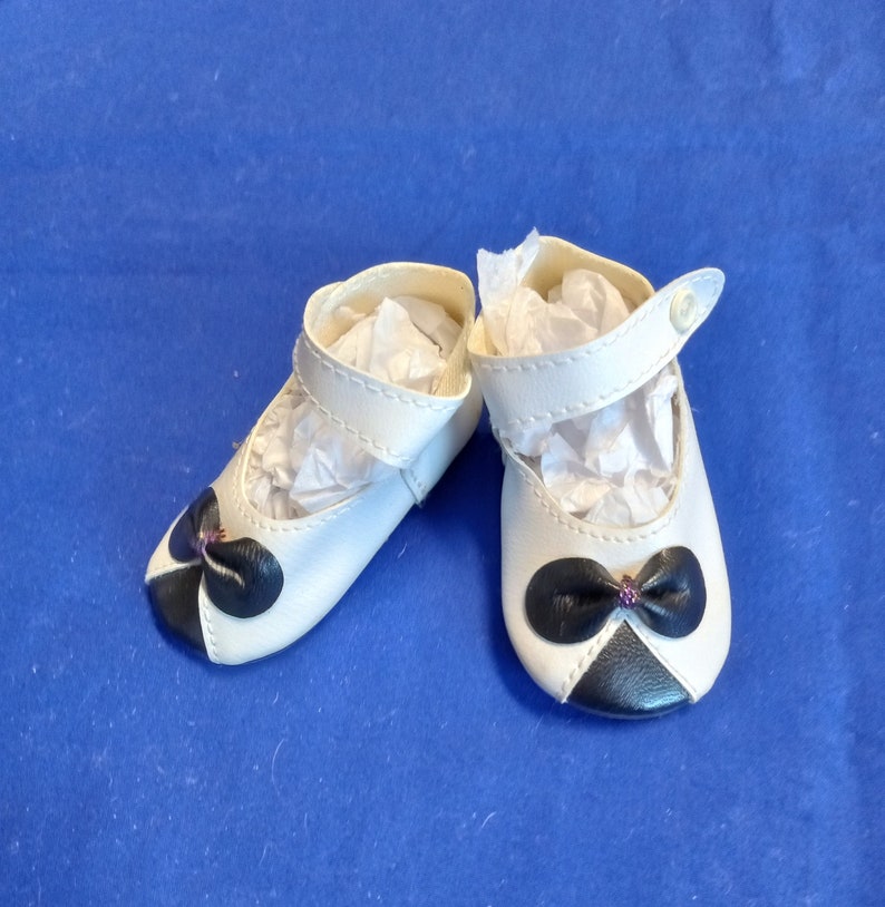 Pretty 3 Vintage Doll Shoes, White With Black Toe and Bow Etsy