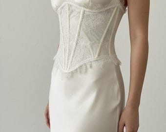 Bridal Lace Underbust Corset – Eyelash Trim Bridal Waist Cincher