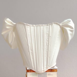 Basque Ivory Waist Corset Elegant Bridal Corset Top With Off-shoulder ...