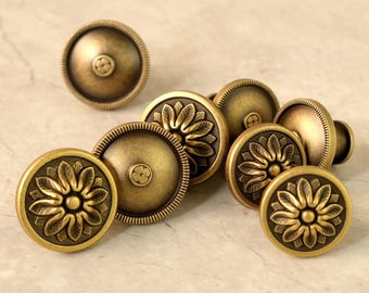 Antique Brass Cabinet Knobs, Floral Drawer Knobs, Vintage Gold Knobs, Victorian Round Knobs for Dresser, Wardrobe, and Kitchen Cabinets