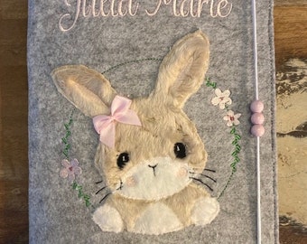 U-Heft Hülle Filz personalisiert mit Namen – Hase – Untersuchungsheft Hülle Baby – Geschenk zur Geburt