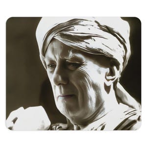 Aleister Crowley musmatta - Ockult ikon till hands, magisk skrivbordsmatta, Thelema kontorstillbehör, Det stora odjuret musmatta, esoterisk